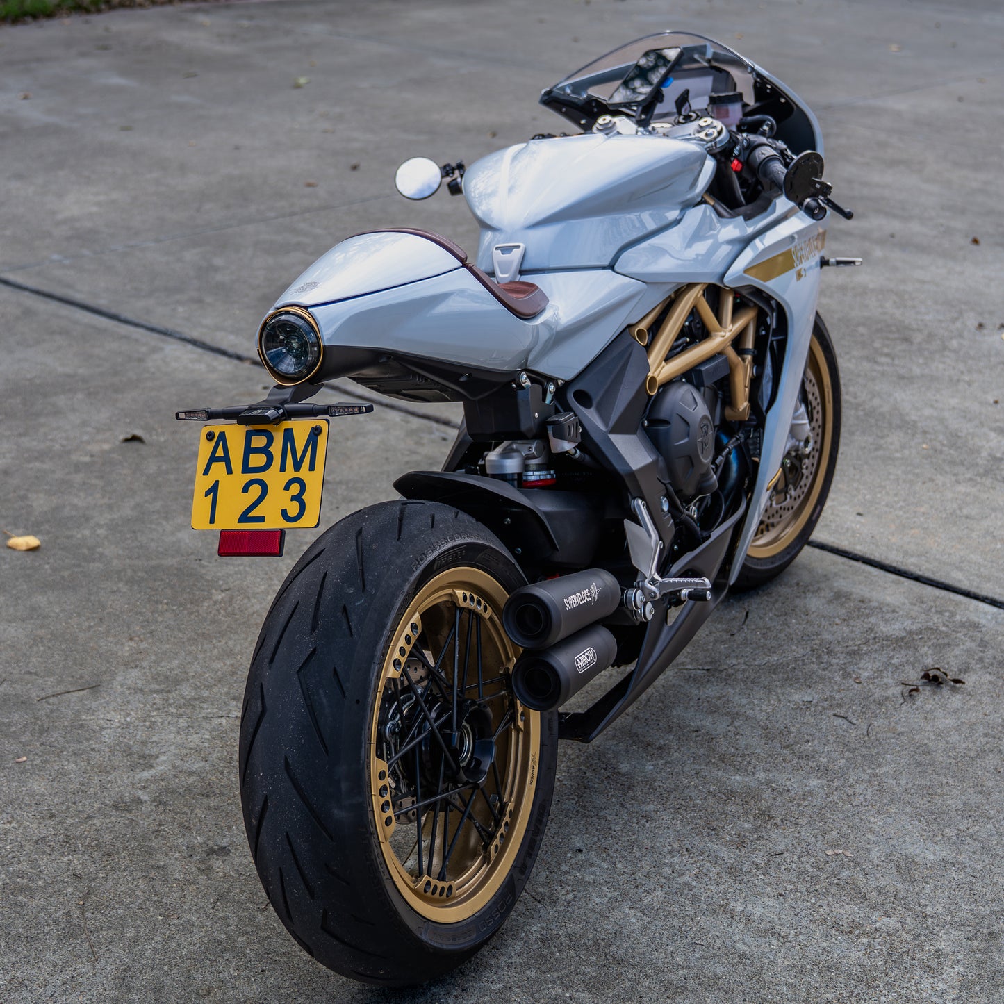 Superveloce - International Tail Tidy