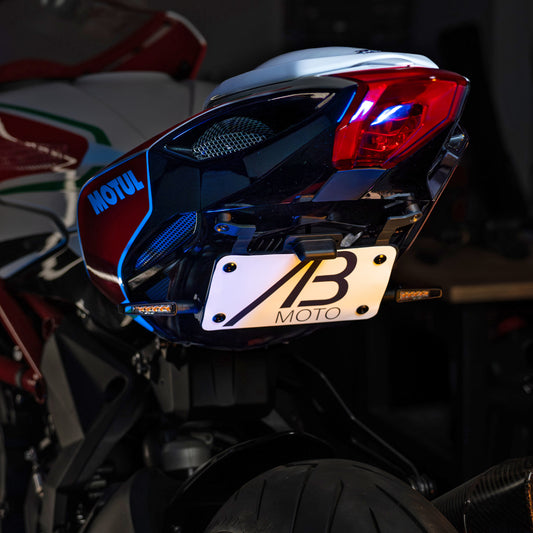 F3 - Tucked Tail Tidy